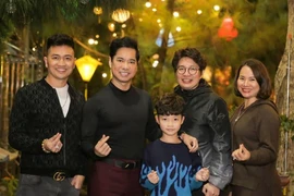 Bất ngờ về thân thế của siêu mẫu nhí Phong Thiên