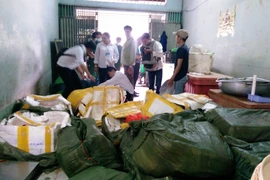 2 tấn thịt bẩn nghi từ Trung Quốc bị bắt trên đường vào quán nhậu