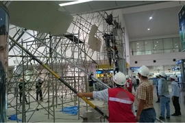 Khắc phục sự cố đổ giàn giáo tại sân bay Tân Sơn Nhất