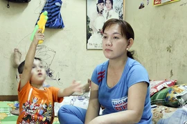 Người mẹ kể lại giây phút bị giật con ngay trên tay