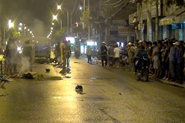 Trượt ngã trên đường, 3 thanh niên thương vong