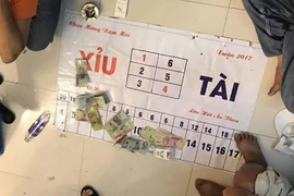 Chủ nhà hàng ở Sài Gòn cầm đầu băng bạc bịp