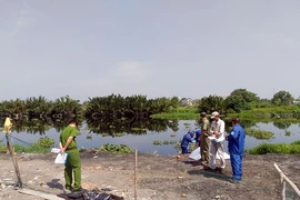 Xót lòng chuyện thi thể bé trai 5 tuổi trôi trên kênh