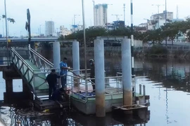 Thi thể nổi lên ở kênh Tàu Hủ gần cầu Chà Và
