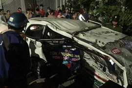 Taxi bị tông văng nhiều vòng, nữ hành khách tử nạn