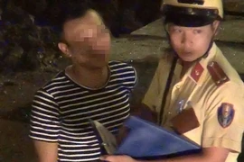 Chưa đình chỉ 3 CSGT vụ 'làm tiền' ở Tân Sơn Nhất