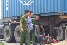 Va chạm xe container thanh niên 19 tuổi chết thảm ở Bình Chánh