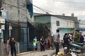 Vợ tử vong, chồng bị thương trong căn nhà không số ở Hóc Môn 