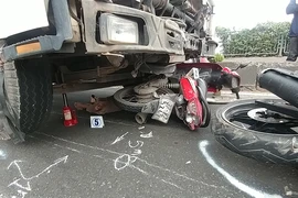 Tông liên hoàn ở TP.HCM, 2 người chết, nhiều người bị thương