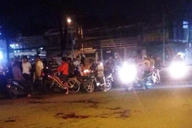 Sau khi trả tiền, rủ người đi chém chủ nợ