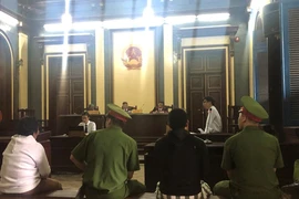 Đề nghị truy tố người đánh kiểm sát viên ở tòa Bình Chánh