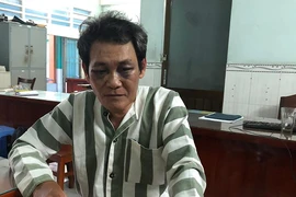Ông già 63 tuổi ôm hôn sờ soạng bé 7 tuổi ở Bình Tân