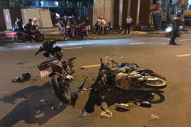 Tông xe máy trực diện, 1 người chết tại chỗ