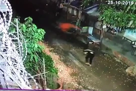 Gia đình cụ bà ở quận 12 nhiều lần bị tạt sơn, khủng bố
