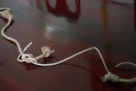 Bình Chánh: Vợ chết, chồng nguy kịch cạnh thư tuyệt mệnh