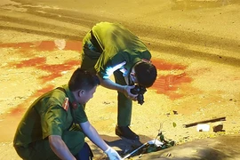 Bảo vệ dân phố ở quận 12 bị giang hồ chém trọng thương