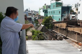 Sát vách xưởng nhựa từng xảy ra cháy, dân kêu trời vì hôi và tiếng ồn