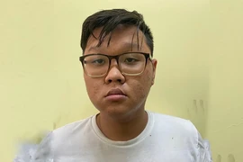 4 người làm ống nước giả nhãn hiệu bị khởi tố