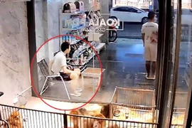 Nhân viên mất điện thoại 3 triệu, chủ tiệm treo thưởng 5 triệu để tìm