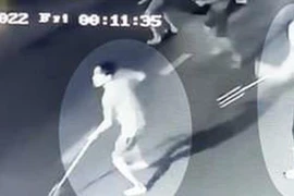 Quản lý các tiếp viên karaoke cầm hung khí từ Đồng Nai lên TP.HCM chém người
