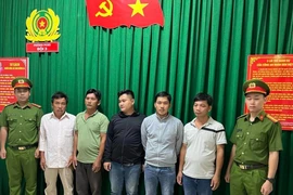 Bắt thêm 11 người trong vụ ‘bà trùm đứng sau công ty khai thác cát lậu ở sông Đồng Nai’