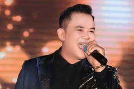 Ca sỹ lừa ‘chạy án’ giá 9 tỷ, người bị lừa cũng bị công an bắt về tội đưa hối lộ