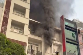 Cháy nhà ngăn phòng cho thuê ở Tân Bình, nhiều người bị thương