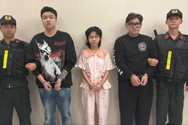 TP.HCM: Khởi tố nhóm buôn bán khí cười sau quy định mới