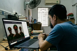 Công an TP.HCM tìm bị hại một vụ giả cảnh sát lừa đảo qua ứng dụng Zoom