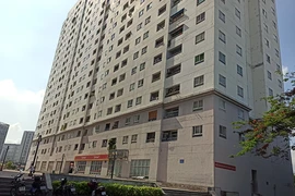 Trộm vào 2 căn hộ chung cư 1050 ở Bình Thạnh lấy hơn 100 triệu