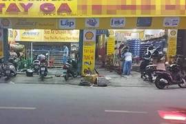 Trộm xe Bình Dương mang vào tiệm ở quận 12 thay ổ khoá thì bị bắt