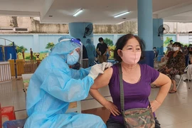 Phú Nhuận hoàn thành cơ bản tiêm phủ mũi 2 cho toàn dân
