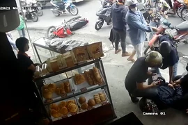 2 tên cướp đi xe Eciter, xịt hơi cay vào hình sự đặc nhiệm hòng thoát thân