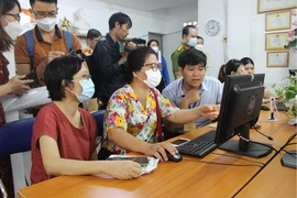 Phú Nhuận lập 60 điểm dịch vụ công trực tuyến ở các phường