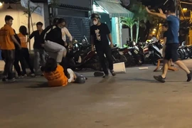 2 nhóm phụ nữ lao vào hỗn chiến tại quán nhậu ở Bình Thạnh