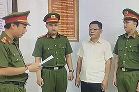 Ban quản trị chung cư Miếu Nổi bị khởi tố do nâng khống giá thang máy 