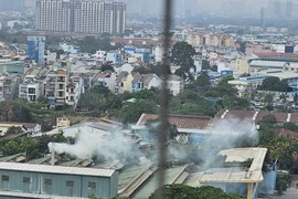 Vụ dân chung cư 9view khốn khổ vì mùi hôi: Đề nghị sớm di dời nhà máy khỏi khu dân cư