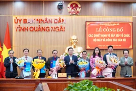 Quảng Ngãi công bố các quyết định về sắp xếp tổ chức bộ máy, bổ nhiệm cán bộ 