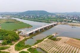 Dang dở công trình đập dâng nghìn tỉ ở Quảng Ngãi