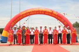 Chùm ảnh khởi công, khánh thành loạt dự án ngàn tỉ ở miền Trung