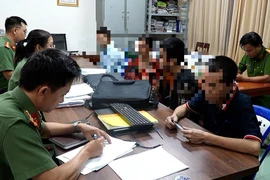 Qua Campuchia bán thận rơi vào bẫy lừa mua bán người 