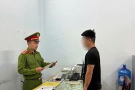 Bị can lừa đảo bị bắt khi làm thủ tục nhập cảnh ở cửa khẩu Mộc Bài