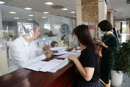Nghiên cứu tăng thuế GTGT, thuế tiêu thụ đặc biệt theo lộ trình 