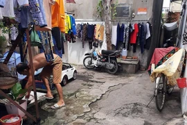 Khu ở trọ của công nhân trên địa bàn quận 12, TP.HCM. Ảnh: TRẦN NGỌC