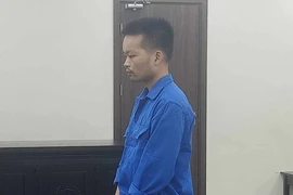 Lập khống hồ sơ mở thẻ tín dụng, rút gần 2 tỉ đồng tiêu xài
