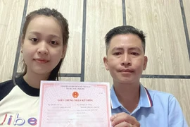 Đề xuất không cần nộp giấy 'xác nhận độc thân’ khi kết hôn
