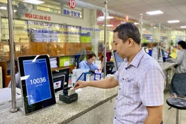 Thủ tục hộ tịch trực tuyến: Thuận tiện, tiết kiệm thời gian