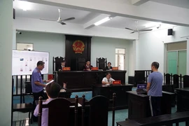 Tổ chức tòa án, viện kiểm sát khu vực thay cấp huyện