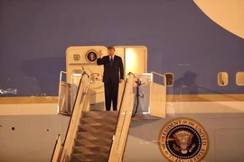 Ông Donal Trump dùng bữa trưa với Thủ tướng Nguyễn Xuân Phúc