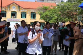 Hải Phòng: Khó xét đặc cách vào lớp 10 công lập cho nữ sinh ngạt khí trong ô tô